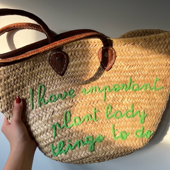 Poolside large beach tote long handles bag embroidered plant lady straw woven - Picture 6 of 13